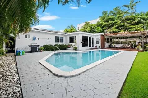 3551 E Glencoe Street Miami FL 33133