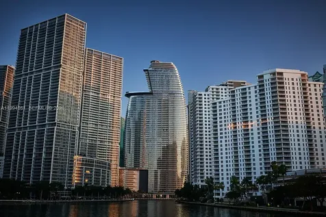300 Biscayne Boulevard Way Miami FL 33131