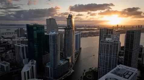 300 Biscayne Boulevard Way Miami FL 33131