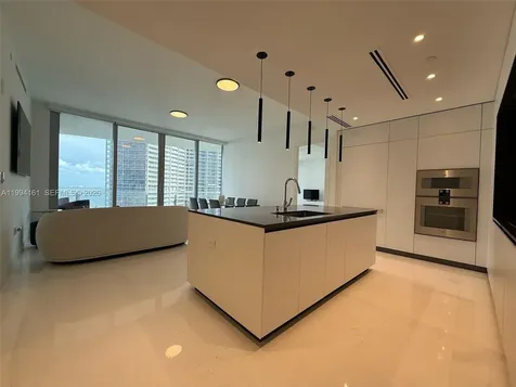 300 Biscayne Boulevard Way Miami FL 33131