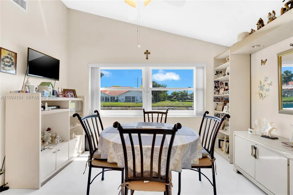 11184 Sangria Court Boca Raton FL 33498