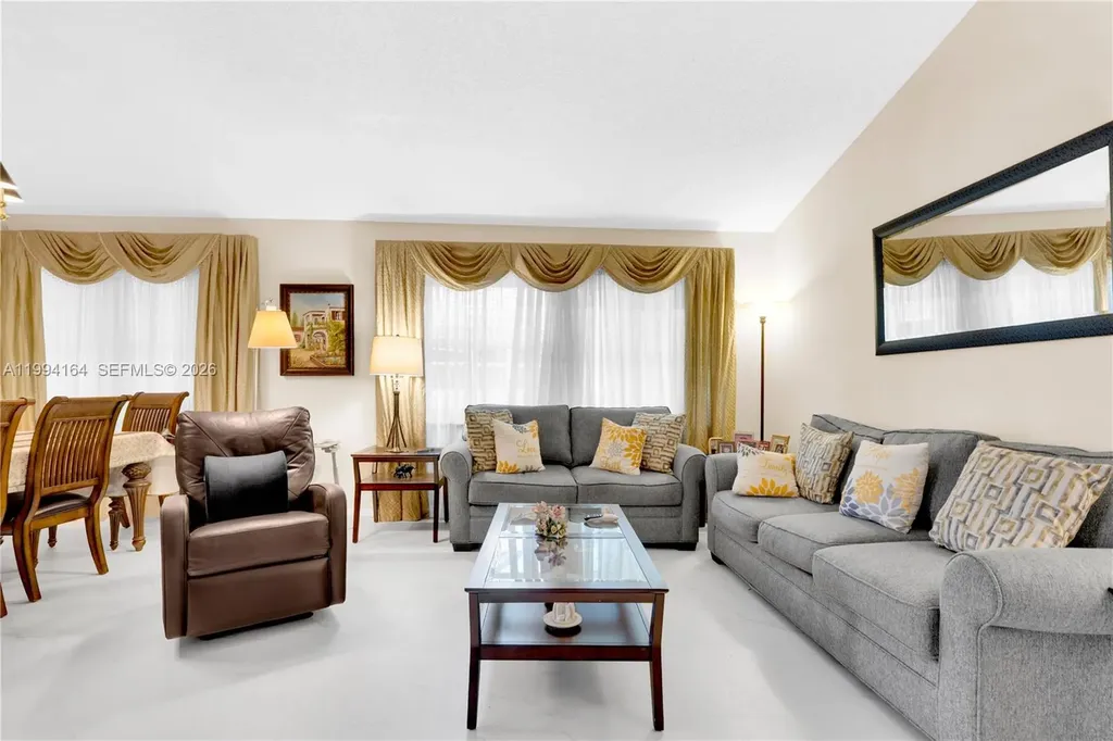 11184 Sangria Court Boca Raton FL 33498