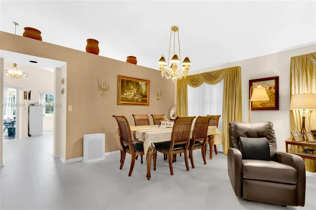 11184 Sangria Court Boca Raton FL 33498