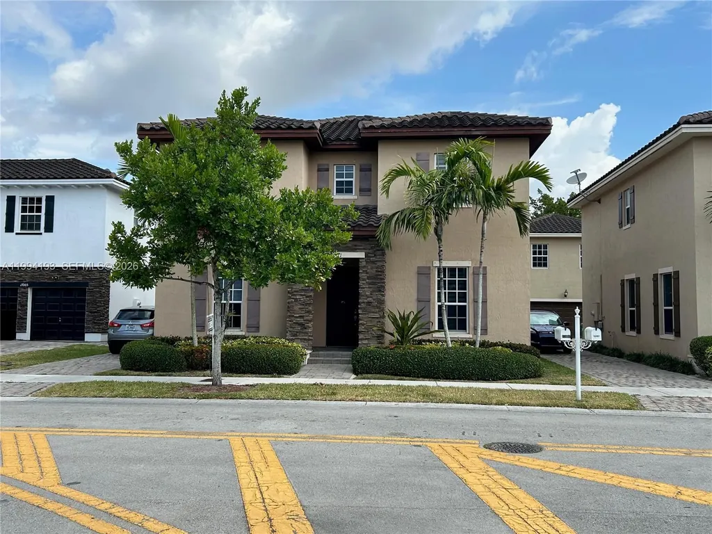 17001 SW 90th Terrace Miami FL 33196