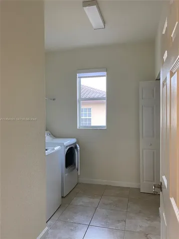 17001 SW 90th Terrace Miami FL 33196