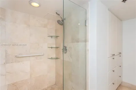 251 Crandon Boulevard Key Biscayne FL 33149