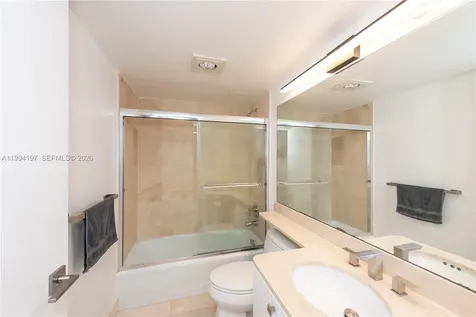 251 Crandon Boulevard Key Biscayne FL 33149