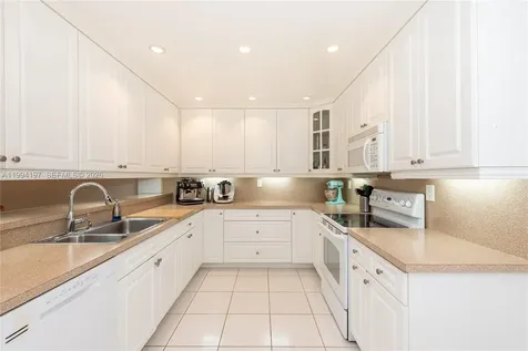 251 Crandon Boulevard Key Biscayne FL 33149