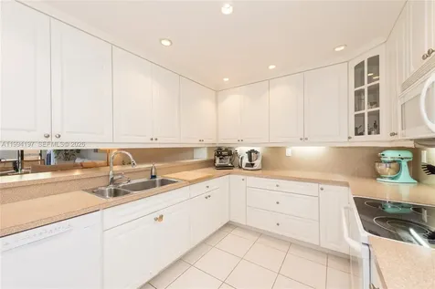 251 Crandon Boulevard Key Biscayne FL 33149