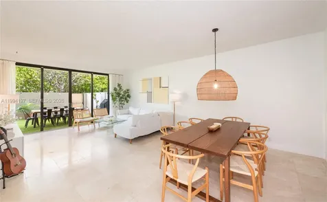 251 Crandon Boulevard Key Biscayne FL 33149