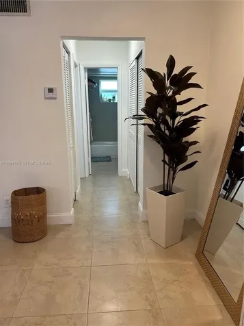 1551 N 12th Court Hollywood FL 33019