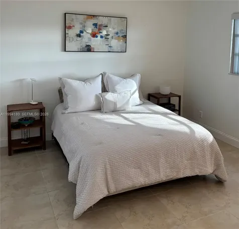1551 N 12th Court Hollywood FL 33019