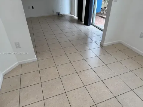 650 NW 170th Terrace Pembroke Pines FL 33028