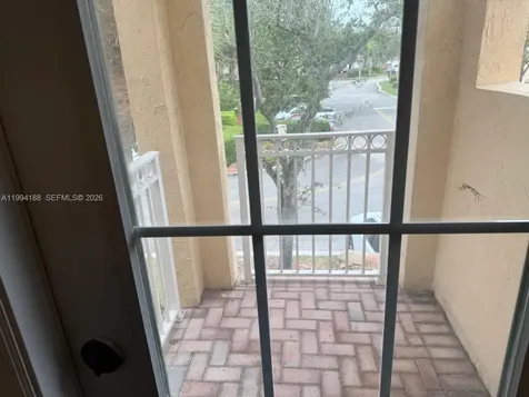650 NW 170th Terrace Pembroke Pines FL 33028