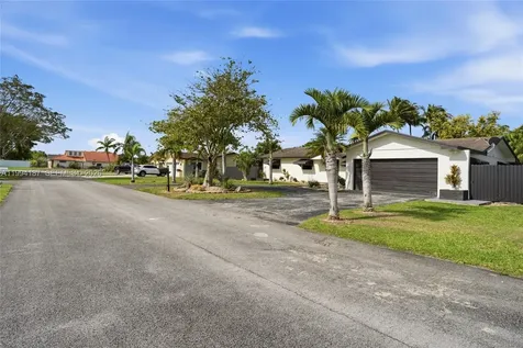 28500 SW 161st Avenue Homestead FL 33033