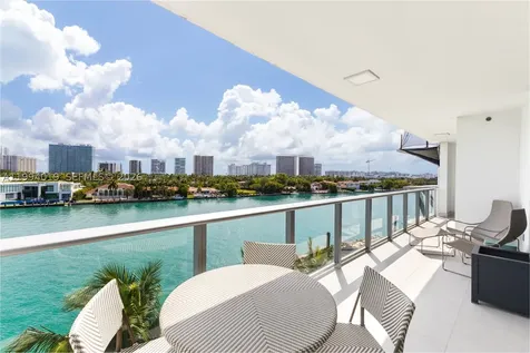 10201 E Bay Harbor Drive Bay Harbor Islands FL 33154