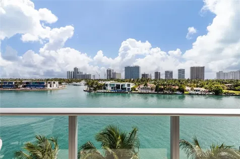 10201 E Bay Harbor Drive Bay Harbor Islands FL 33154