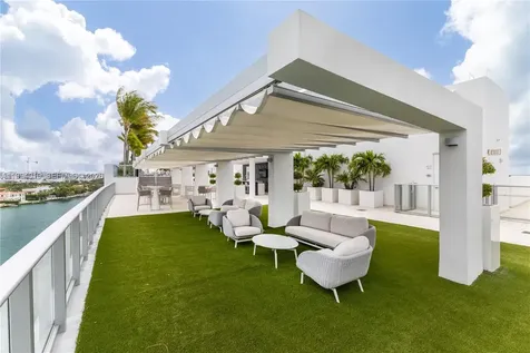 10201 E Bay Harbor Drive Bay Harbor Islands FL 33154