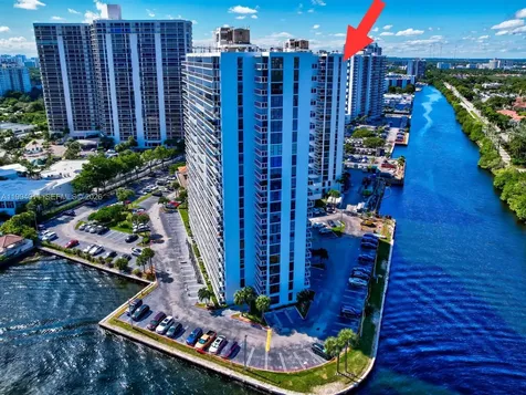 20505 E Country Club Drive Aventura FL 33180