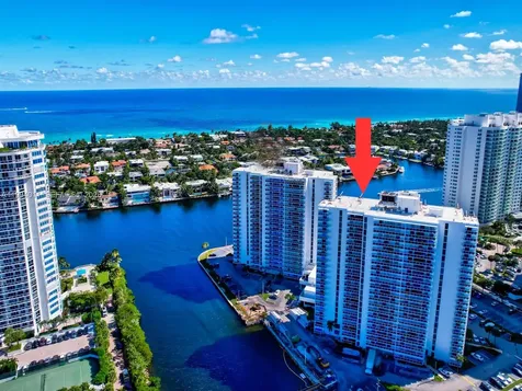 20505 E Country Club Drive Aventura FL 33180
