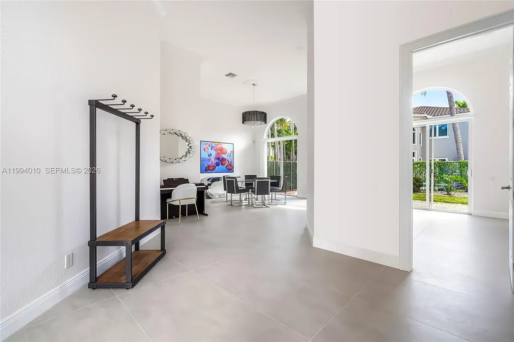 920 Captiva Drive Hollywood FL 33019