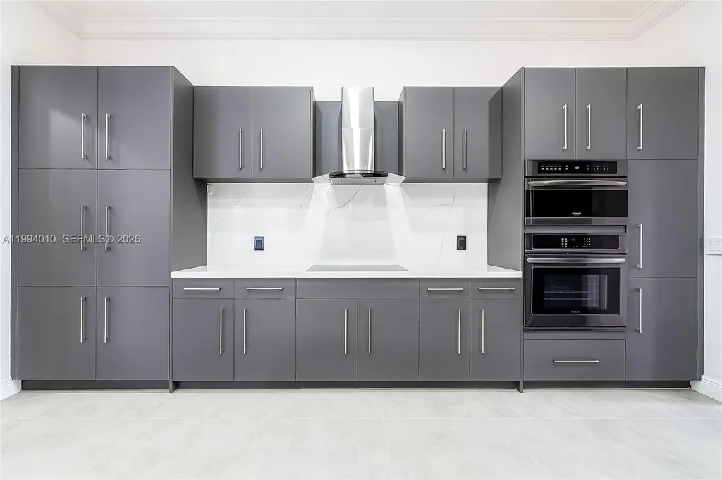 920 Captiva Drive Hollywood FL 33019