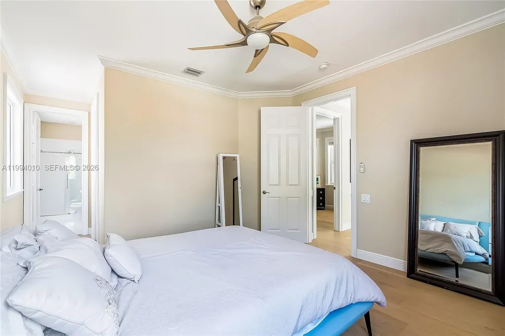 920 Captiva Drive Hollywood FL 33019