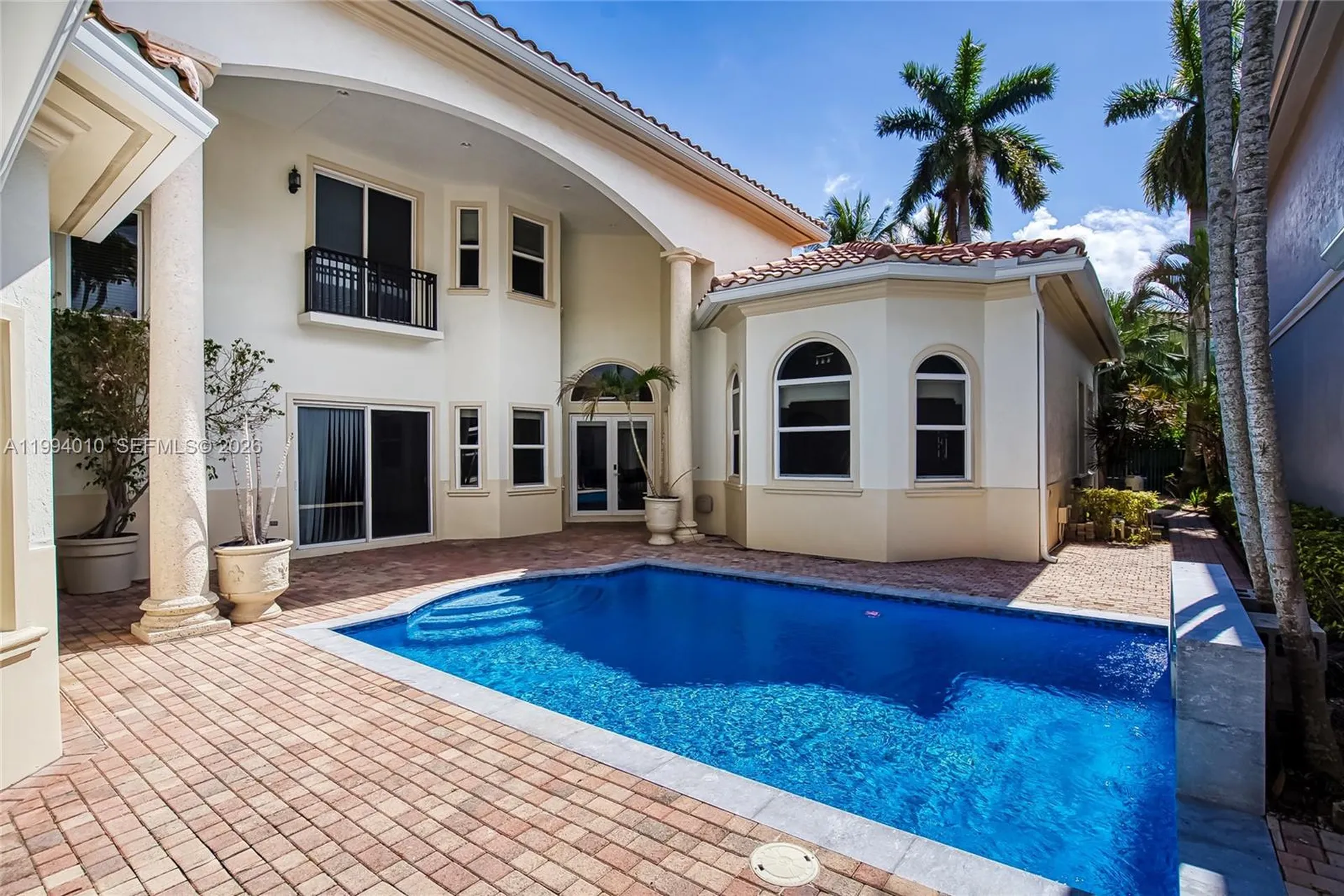 920 Captiva Drive Hollywood FL 33019