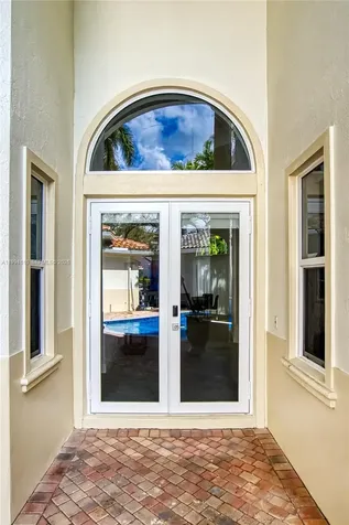 920 Captiva Drive Hollywood FL 33019