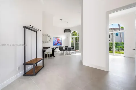 920 Captiva Drive Hollywood FL 33019