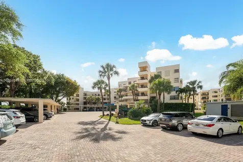 364 Golfview Road North Palm Beach FL 33408