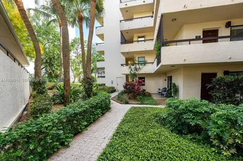 364 Golfview Road North Palm Beach FL 33408