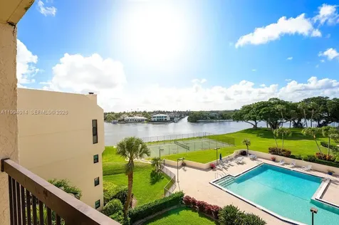 364 Golfview Road North Palm Beach FL 33408