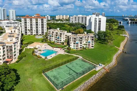 364 Golfview Road North Palm Beach FL 33408