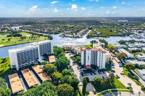 364 Golfview Road North Palm Beach FL 33408