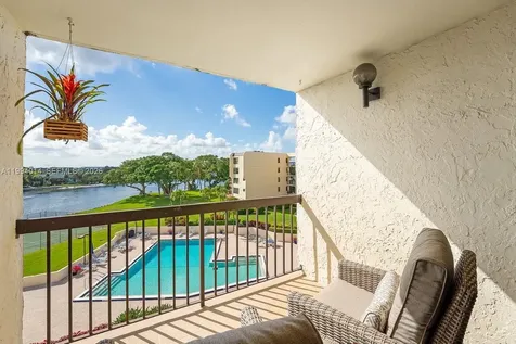 364 Golfview Road North Palm Beach FL 33408