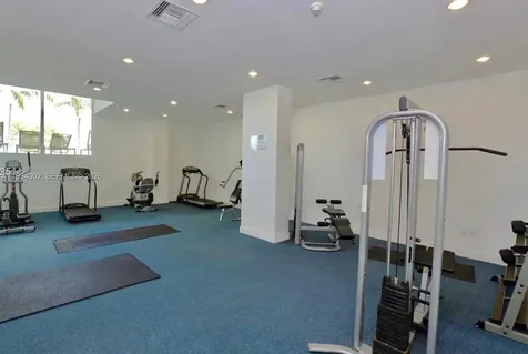 2200 NE 4th Avenue Miami FL 33137