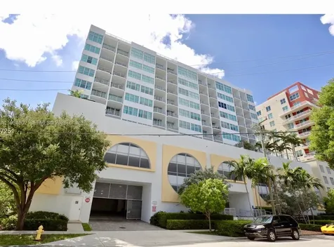 2200 NE 4th Avenue Miami FL 33137