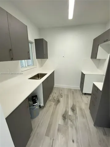835 SW 8th Avenue Miami FL 33130