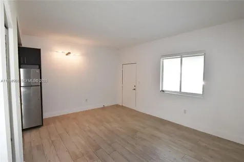 835 SW 8th Avenue Miami FL 33130