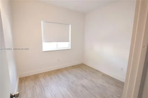 835 SW 8th Avenue Miami FL 33130