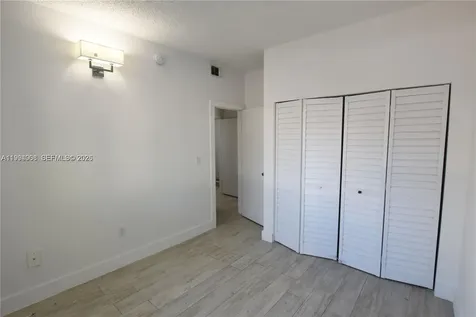 835 SW 8th Avenue Miami FL 33130