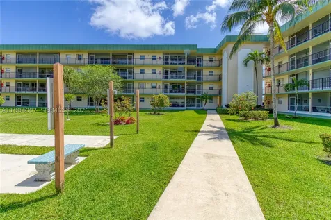 804 SE 7th Street Deerfield Beach FL 33441