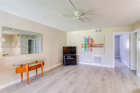 804 SE 7th Street Deerfield Beach FL 33441