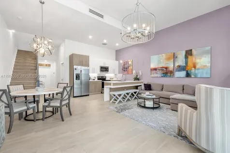 4444 NW 8th Court Plantation FL 33317