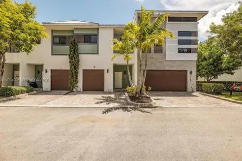 4444 NW 8th Court Plantation FL 33317