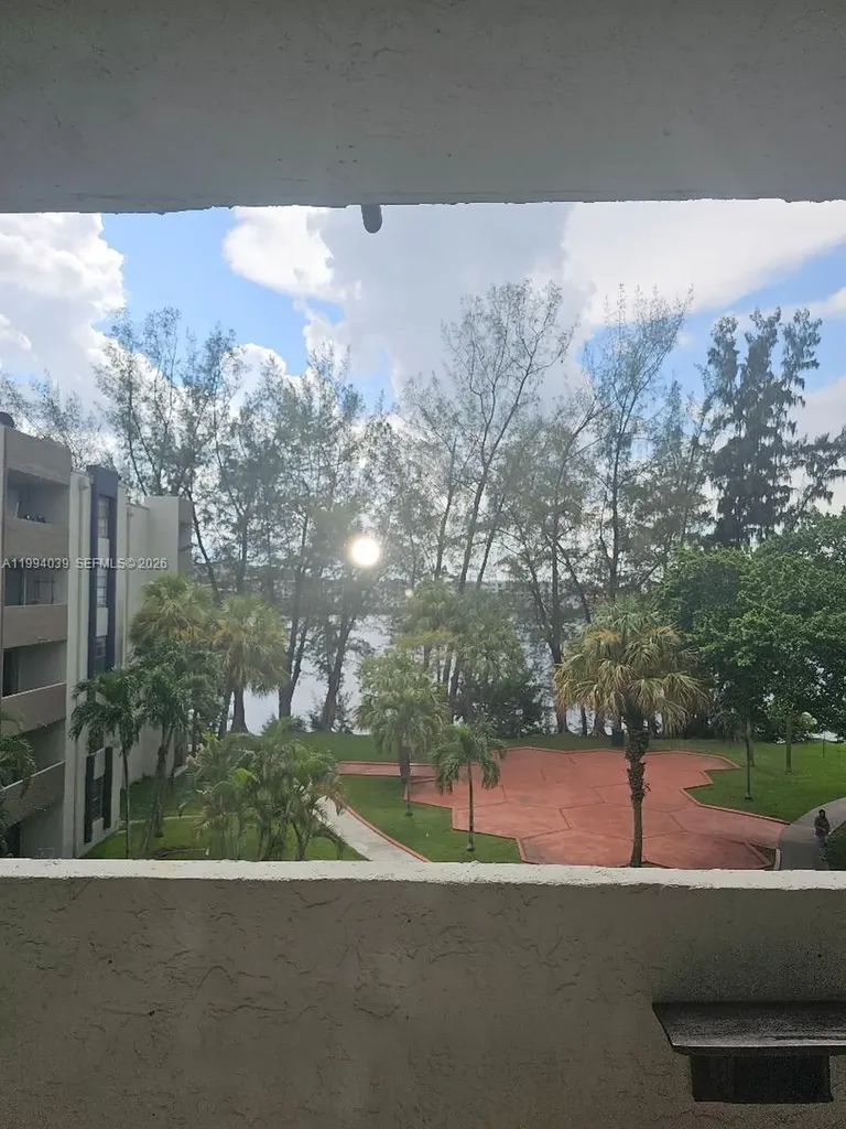 10000 NW 80th Court Hialeah Gardens FL 33016