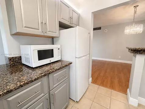 17011 N Bay Road Sunny Isles Beach FL 33160