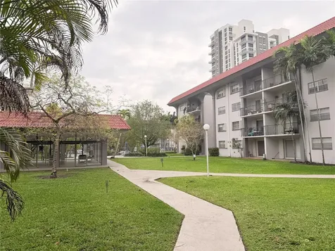 8101 SW 72nd Avenue Miami FL 33143