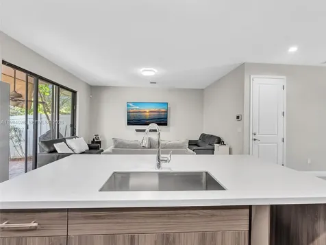 20973 NW 1st Drive Pembroke Pines FL 33029